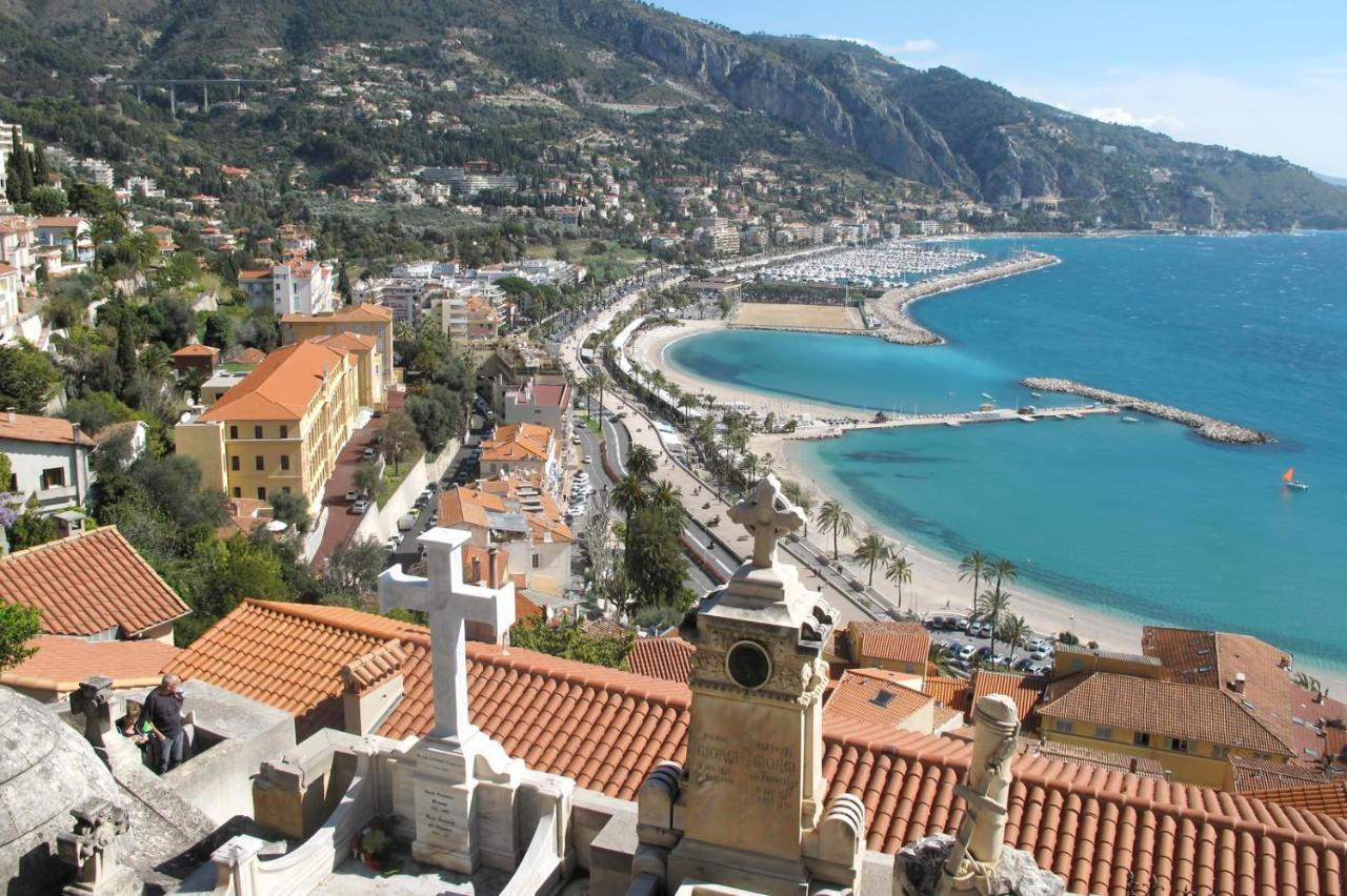 Traverse Du Vieux Chateau Menton Buitenkant foto